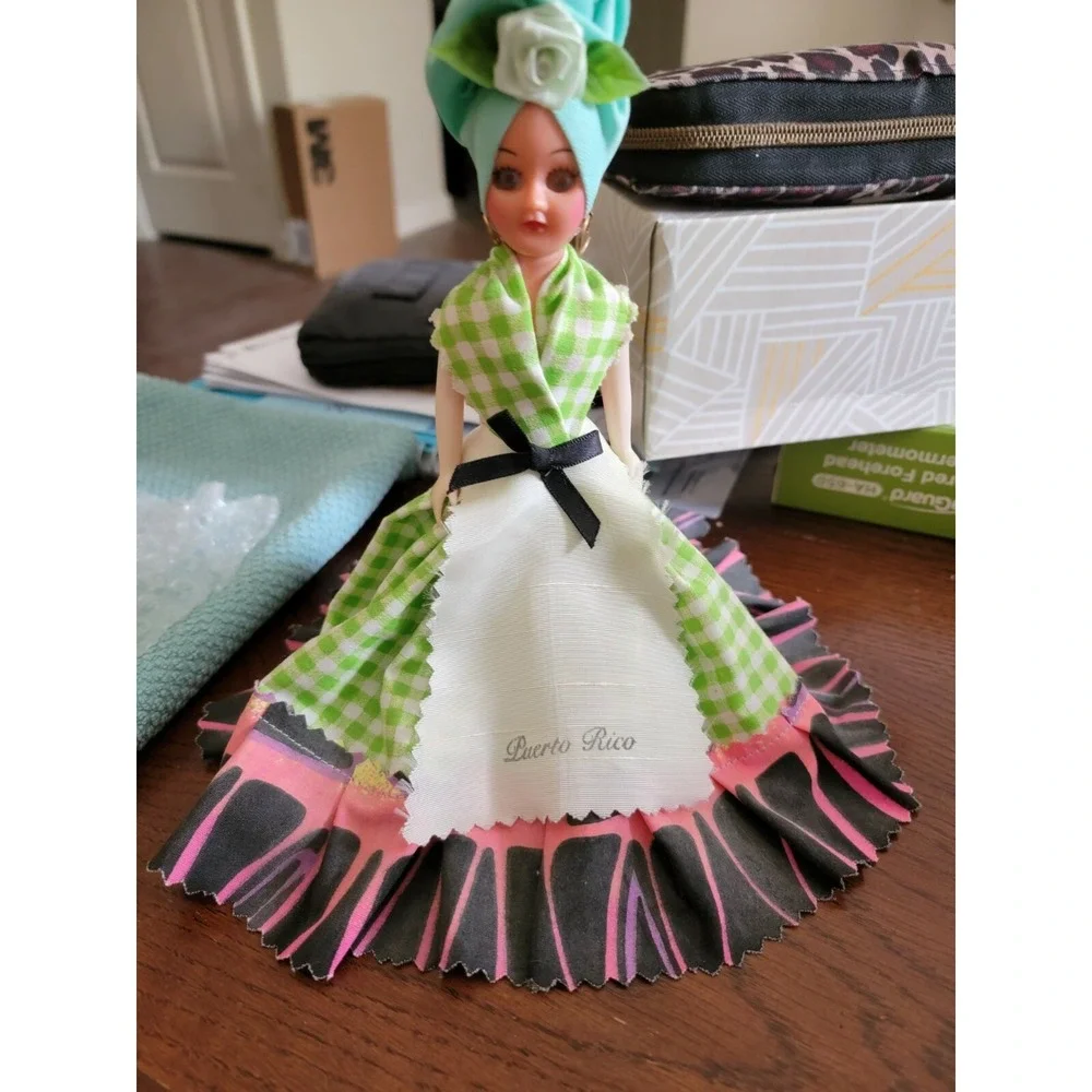 Admiration Toy Company Doll Eyes Open & Close Made In Hong Kong Puerto Rico ###
